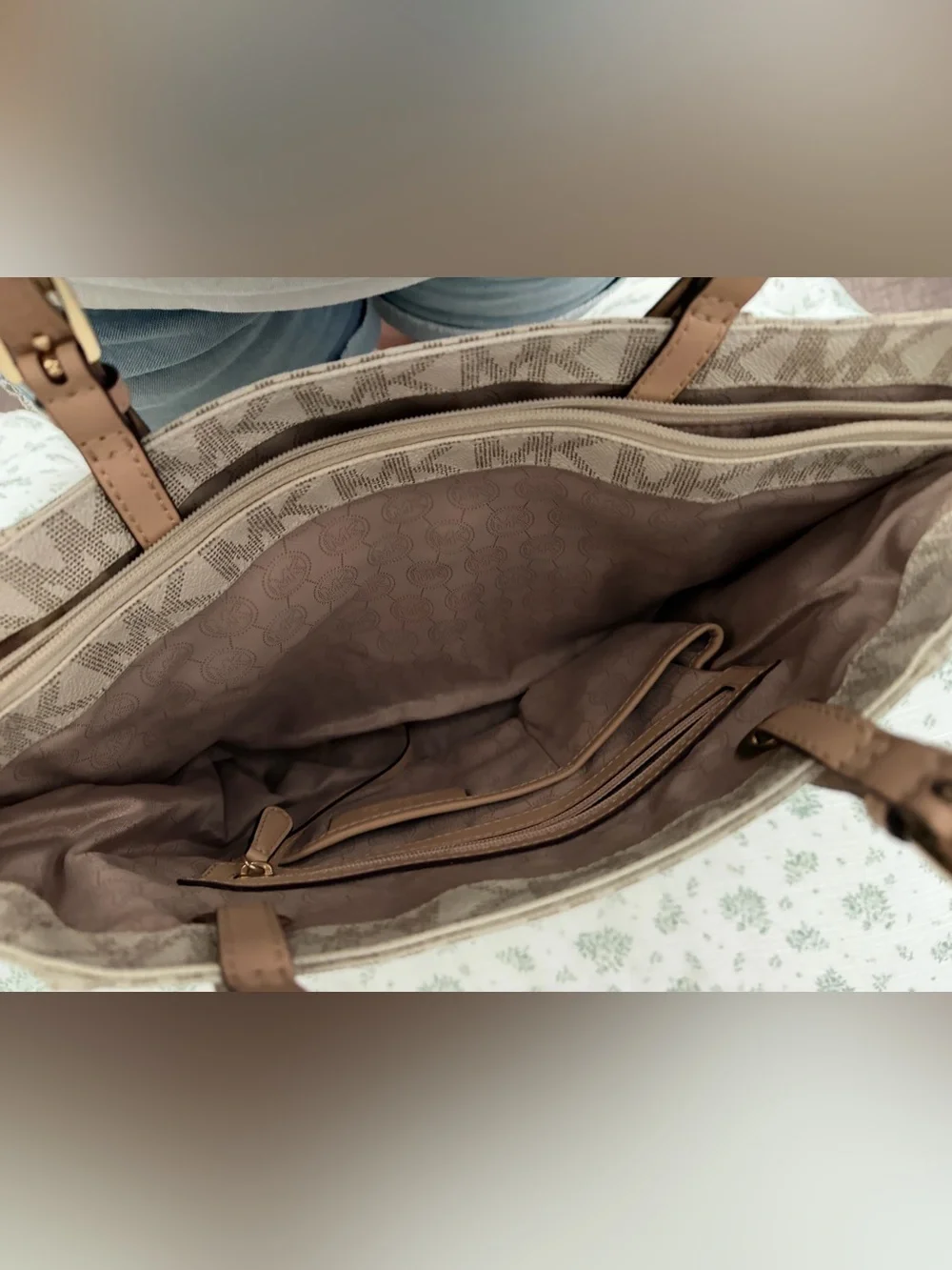 Michael Kors Tan & Beige Logo Shoulder Bag